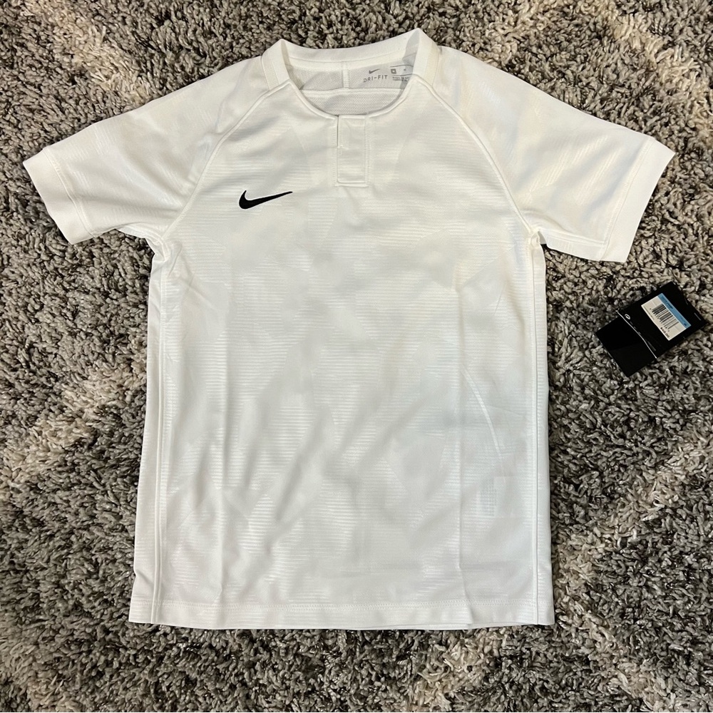 Nike Boys Dri-Fit Shirt Size M NWT